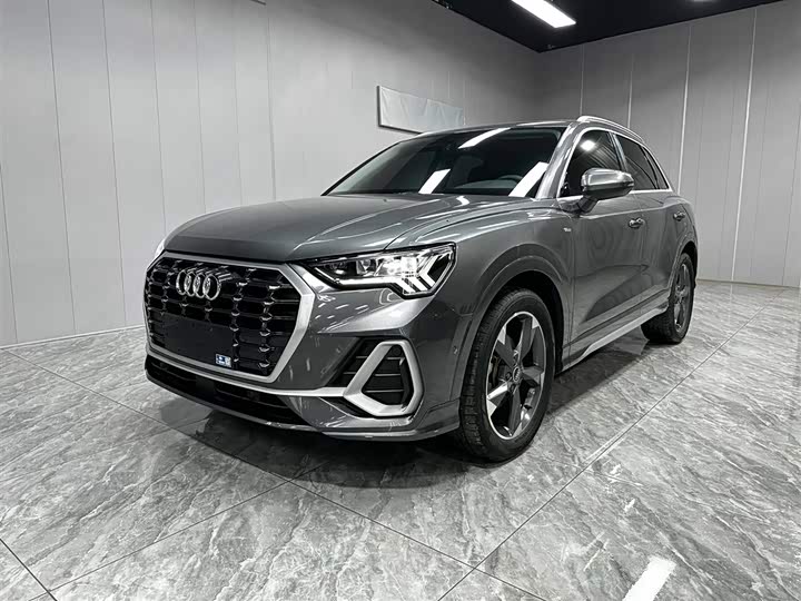 Audi Q3 2022, Audi Q3 2022 обзор, Audi Q3 2022 характеристики, Audi Q3 2022 цена, Audi Q3 2022 купить, Audi Q3 2022 отзывы, Audi Q3 2022 комплектации,