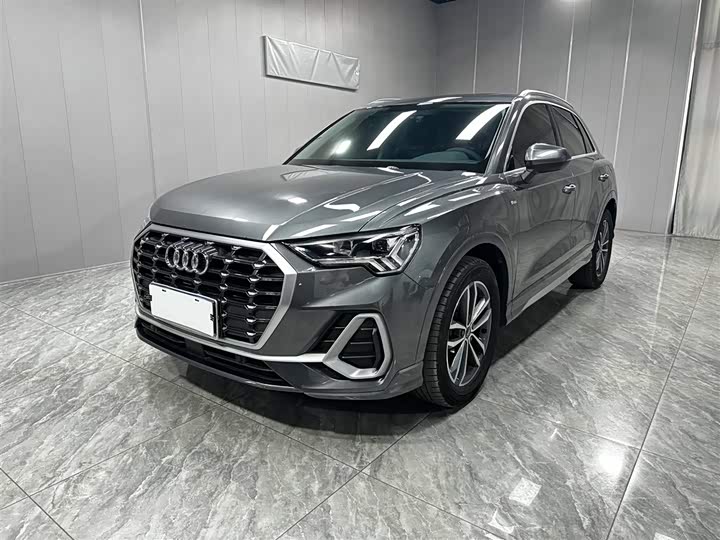 Audi Q3 2022, Audi Q3 2022 обзор, Audi Q3 2022 характеристики, Audi Q3 2022 цена, Audi Q3 2022 купить, Audi Q3 2022 отзывы, Audi Q3 2022 комплектации,
